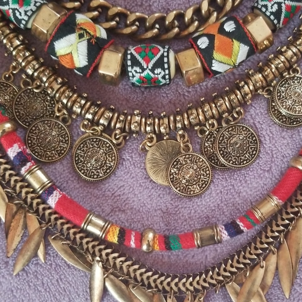 Multicolored tribal print necklace